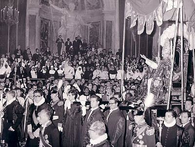Aspectos de la solemne canonización de los 22 mártires de Uganda, el 18 de octubre de 1964, en el Vaticano